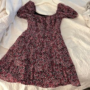 Women’s dress